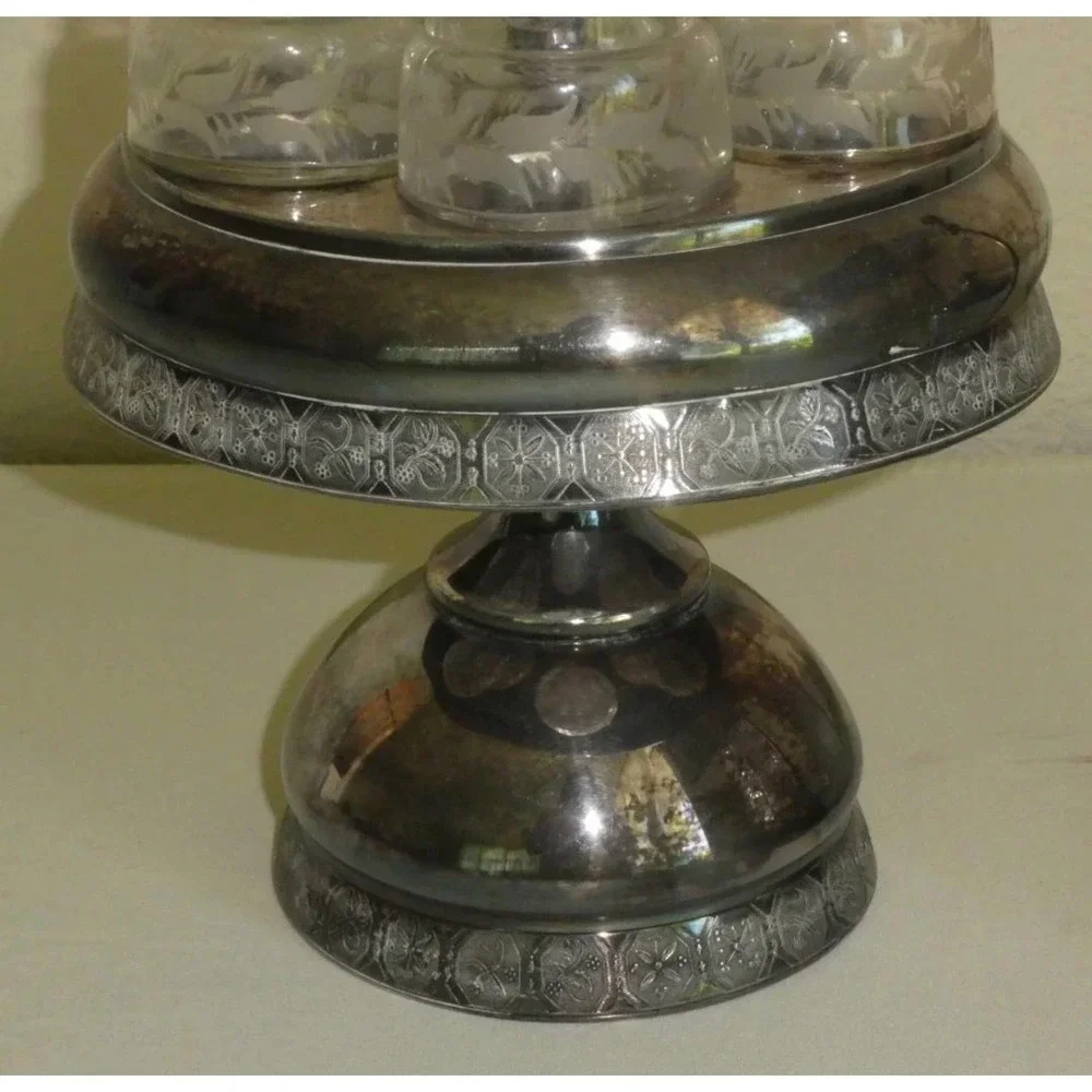 Wm Rogers Mfg Co antique silver